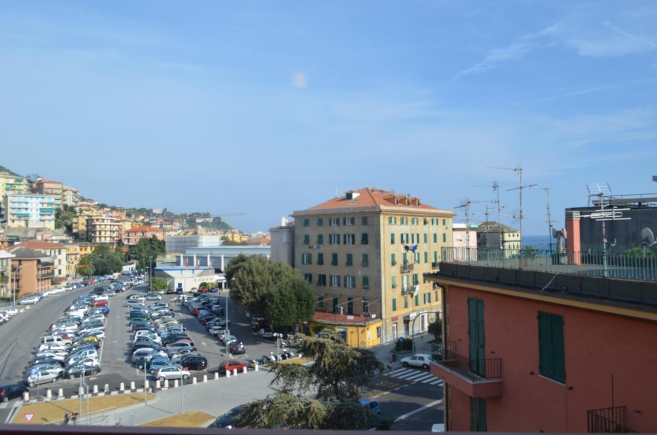 Genovese Villa Elena Appartamenti Варацце Екстер'єр фото
